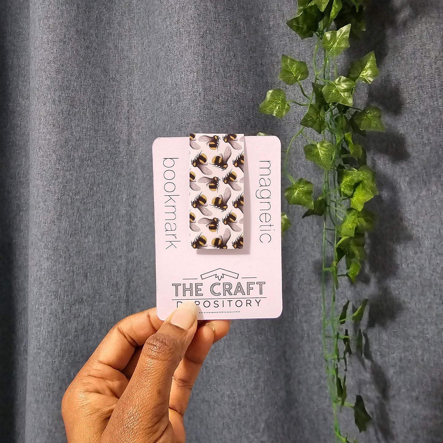 Bee Pattern Magnetic Bookmark