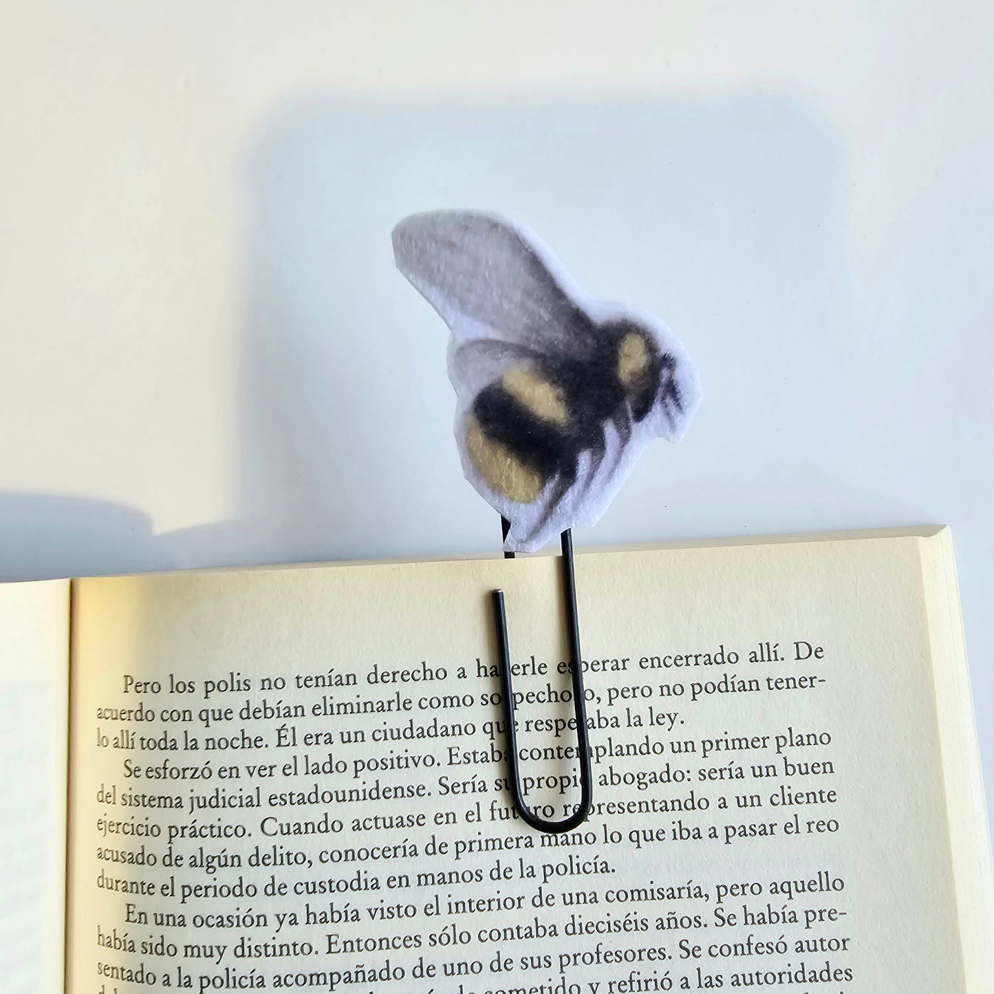 Illustrated Bee Paperclip Bookmark