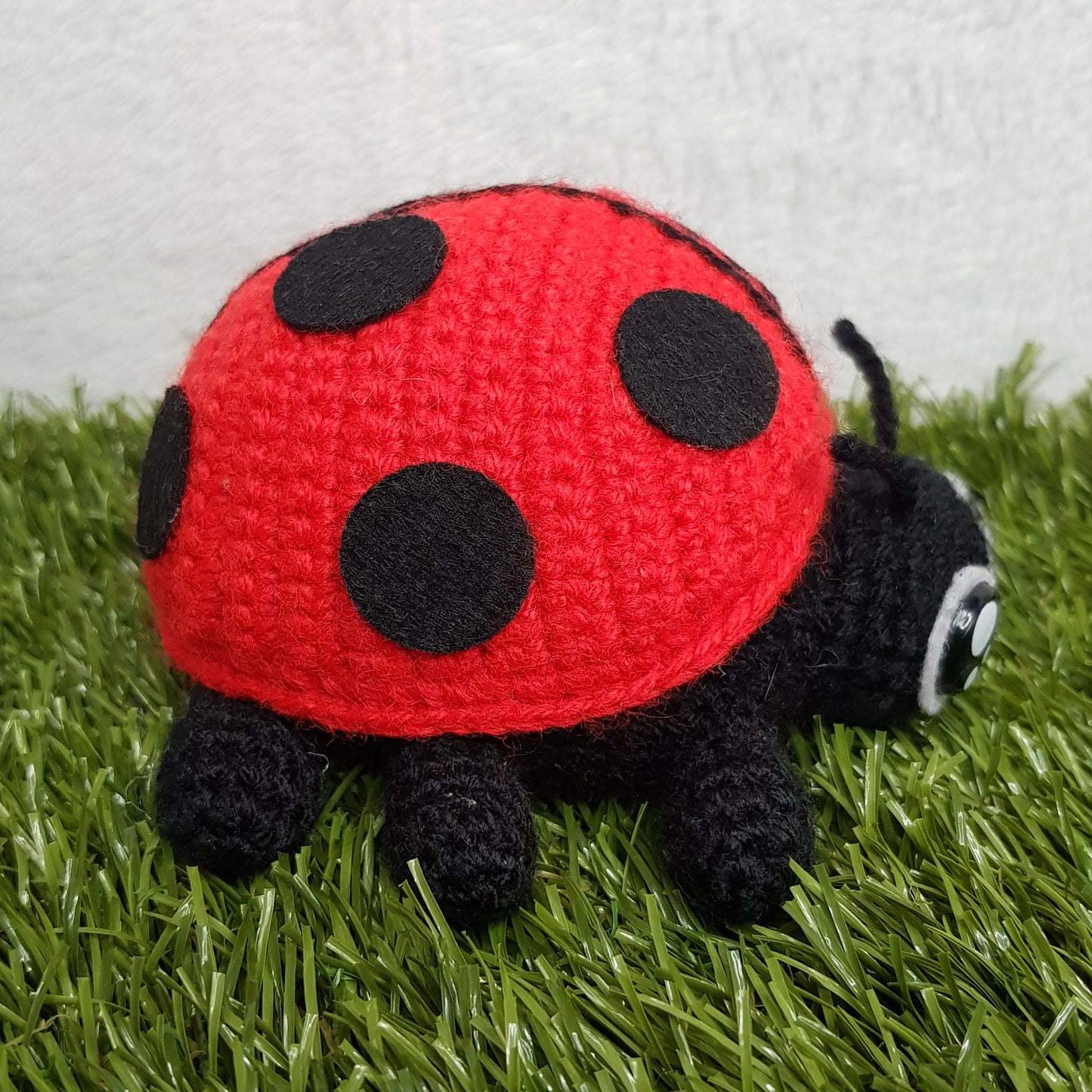 Luna the Ladybird Crochet Amigurumi Kit
