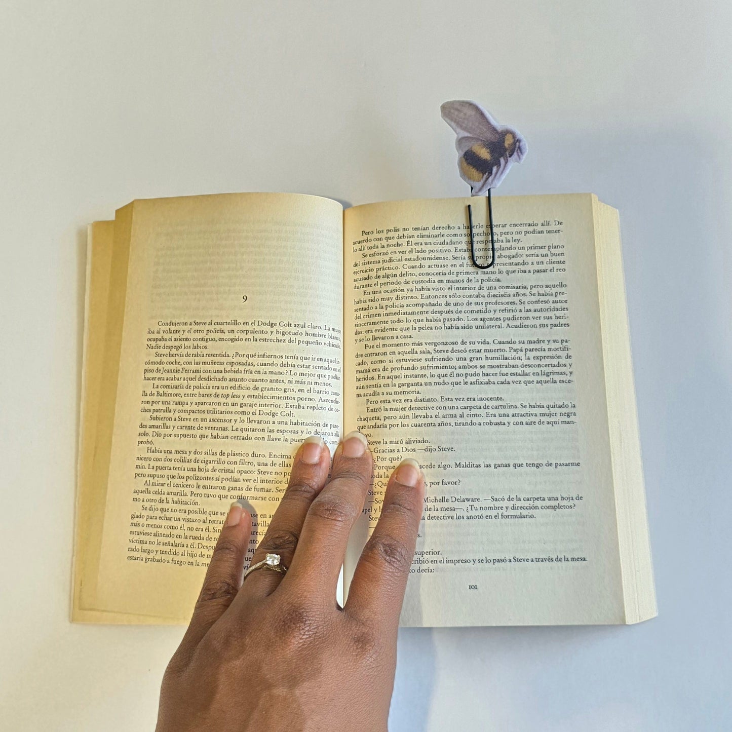 Illustrated Bee Paperclip Bookmark
